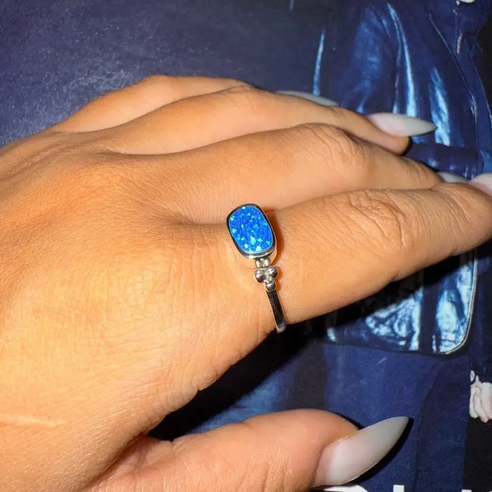 Sterling silver 925 Blue opal ring, Size 8. - Picture 3 of 4